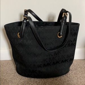 New condition Michael kors purse